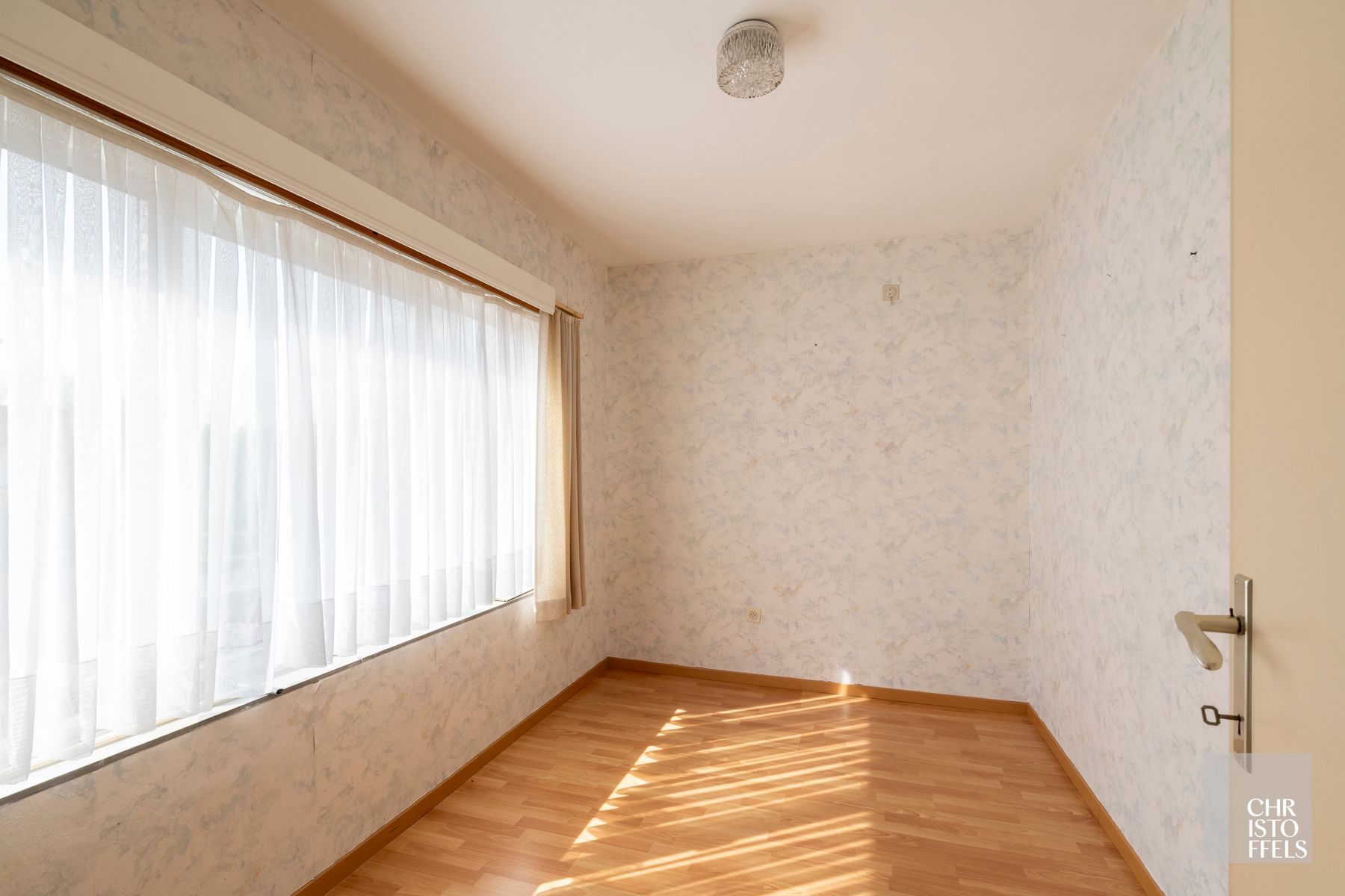 Woning met potentieel op een perceel van 983m² in Eigenbilzen! foto 13