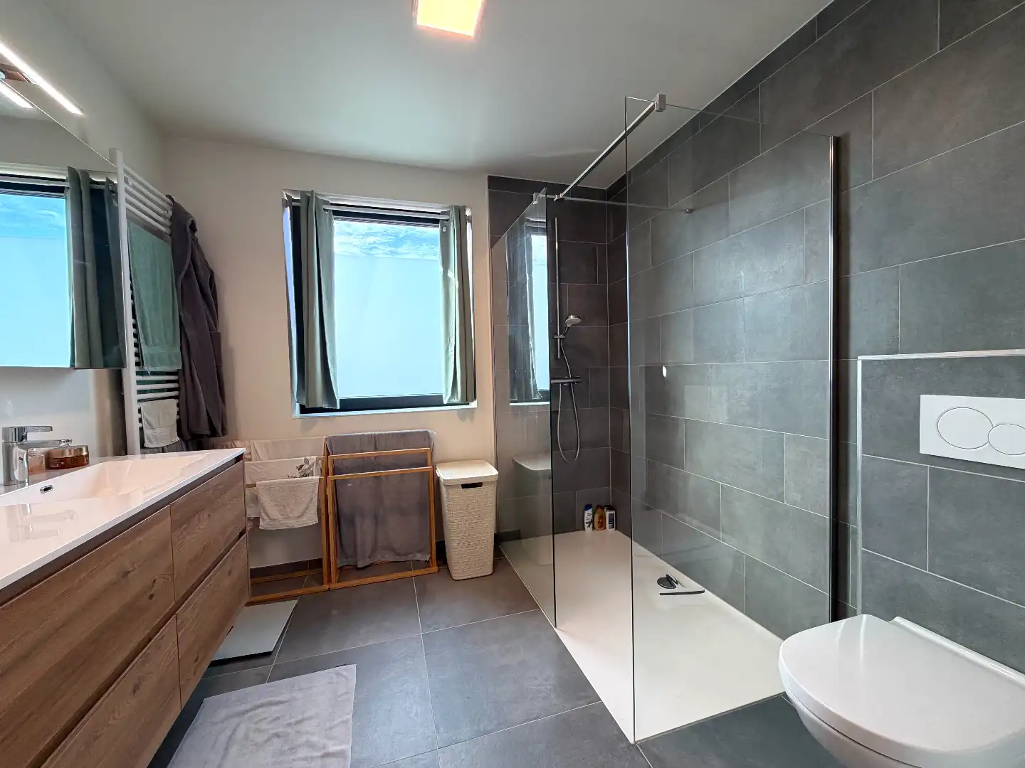 Lichtrijk nieuwbouw duplex-appartement met ruim zonneterras van 23 m²! foto 16