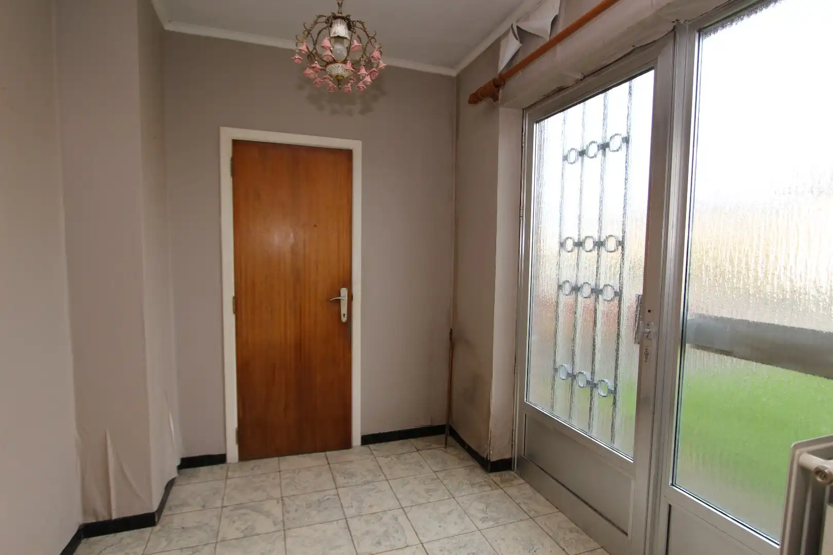 Woning in aangename woonbuurt centrum Tongeren - Grondig te renoveren foto 8