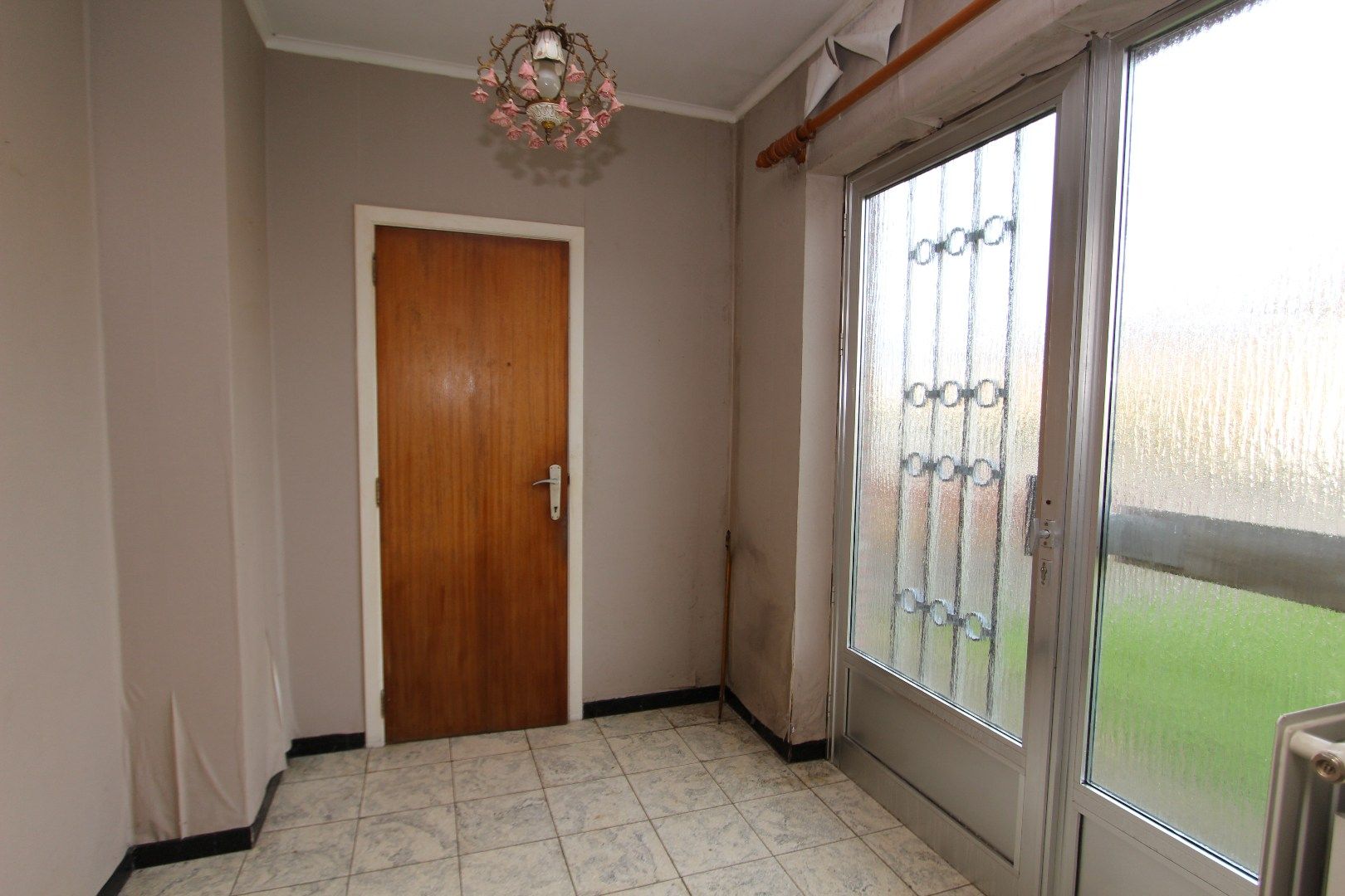 Woning in aangename woonbuurt centrum Tongeren - Grondig te renoveren foto 8