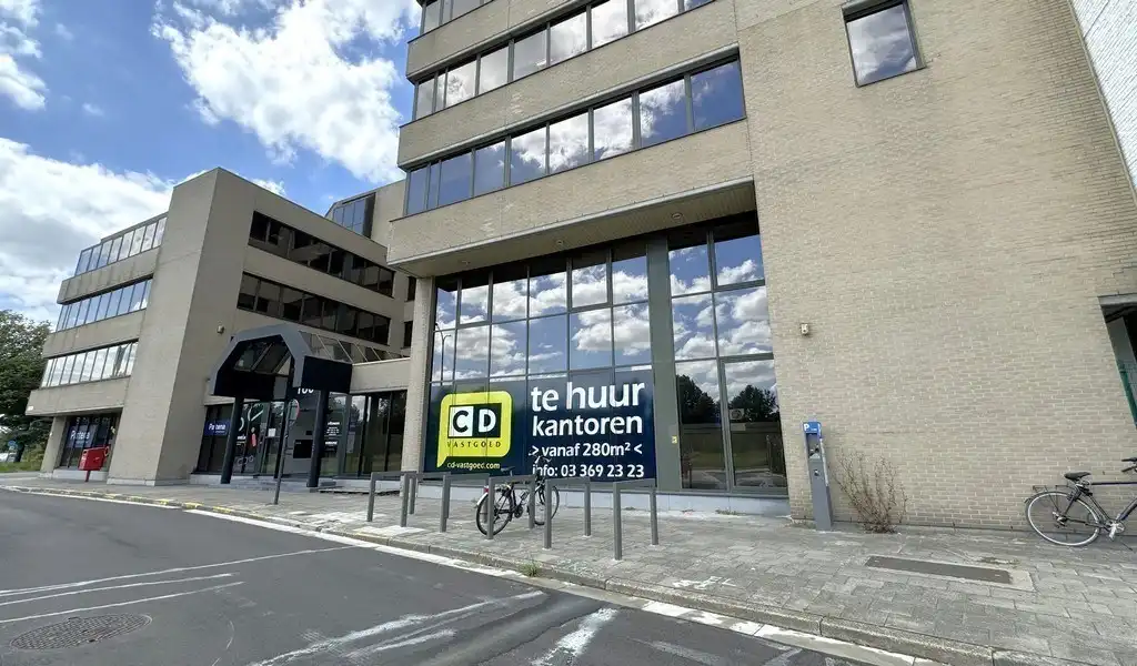 Kantoorruimte te huur in Singel Building in Berchem foto 2