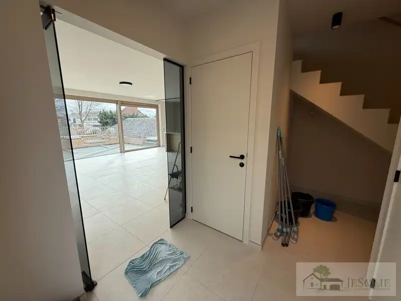 Ruime duplex met 2 slaapkamers foto 3