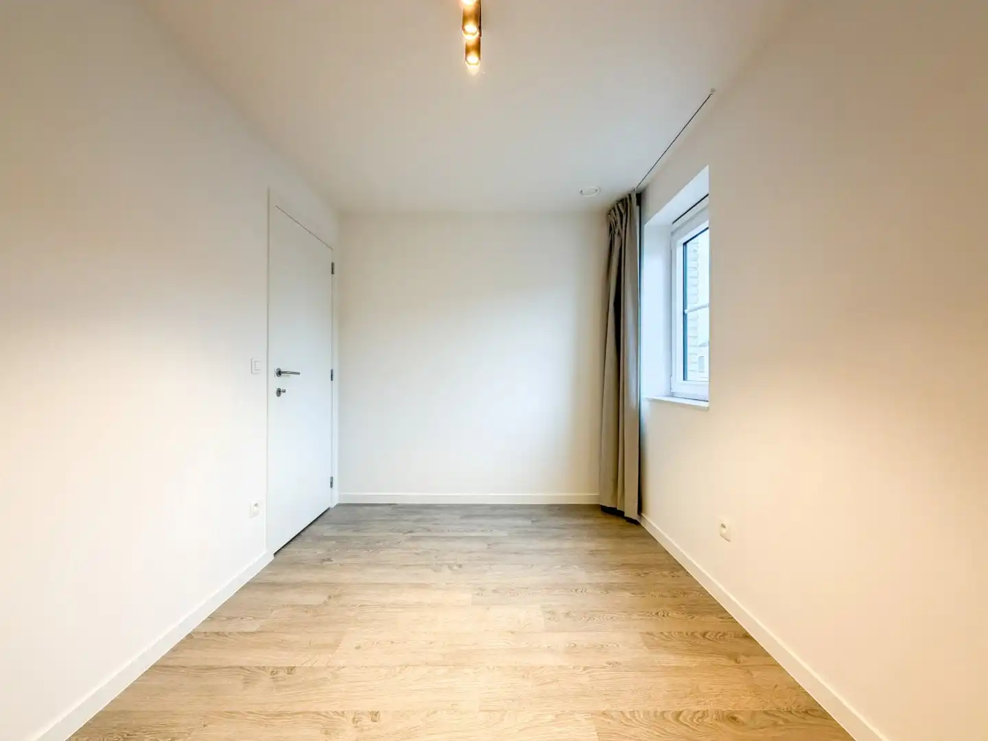 Prachtige instapklare nieuwbouwwoning, energiezuinig, Torhout. foto 16