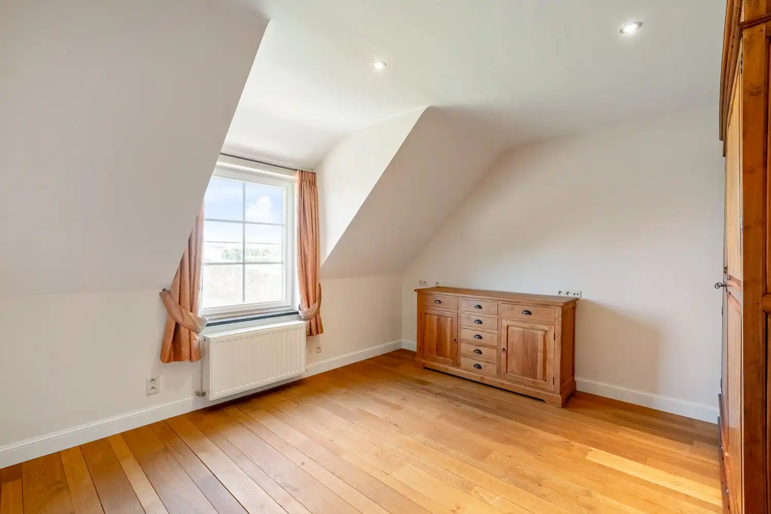 Exclusieve villa met hoogstaande afwerking in een idyllische omgeving foto 17