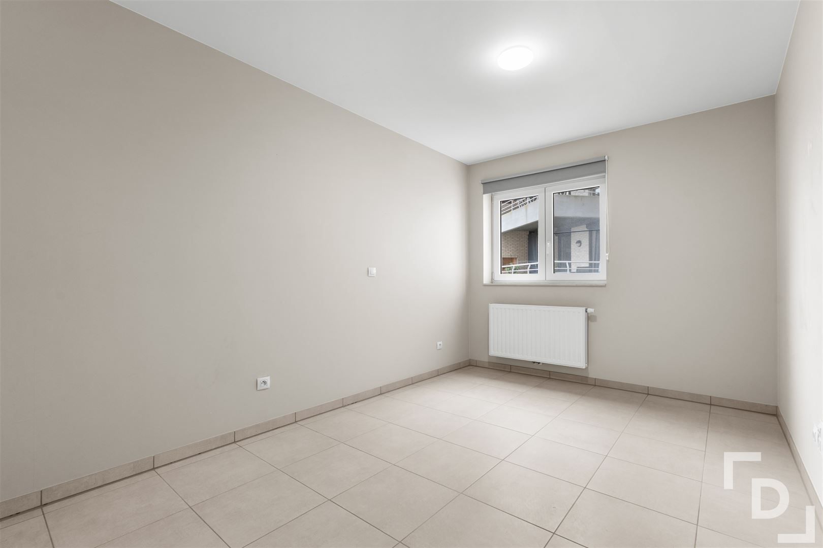 Lichtrijk appartement aan de stadsrand van Ieper. foto 10