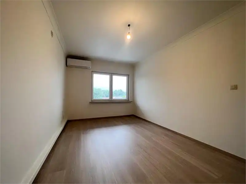 Gerenoveerd appartement te huur in centrum Tessenderlo foto 7