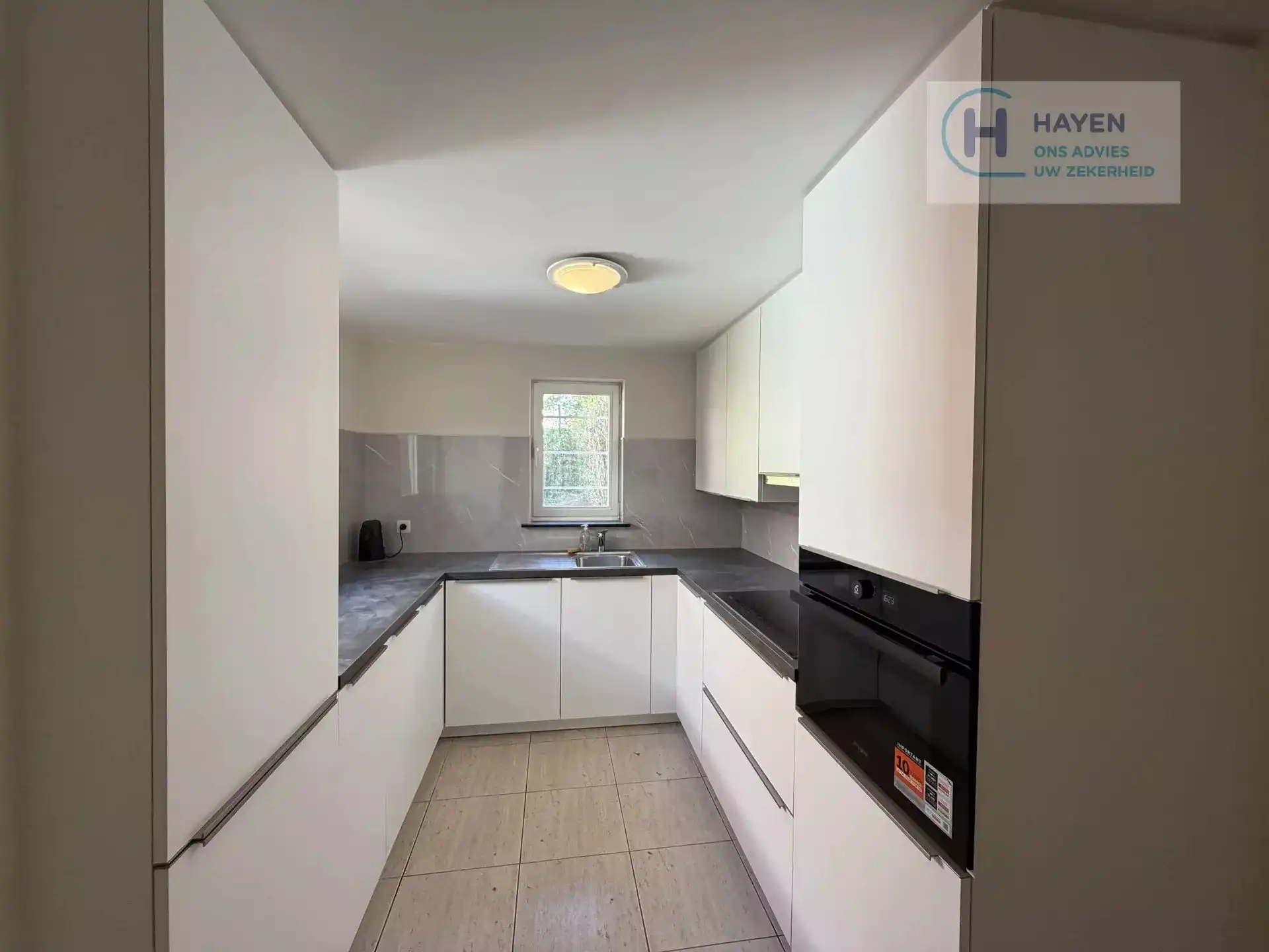 Ruime gezinswoning met 3 slaapkamers in Hasselt foto 9