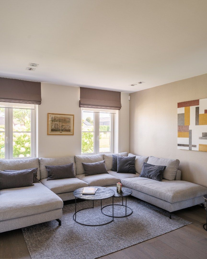 Exclusief wonen in rust en comfort – instapklare villa met zwembad in doodlopende straat foto 8