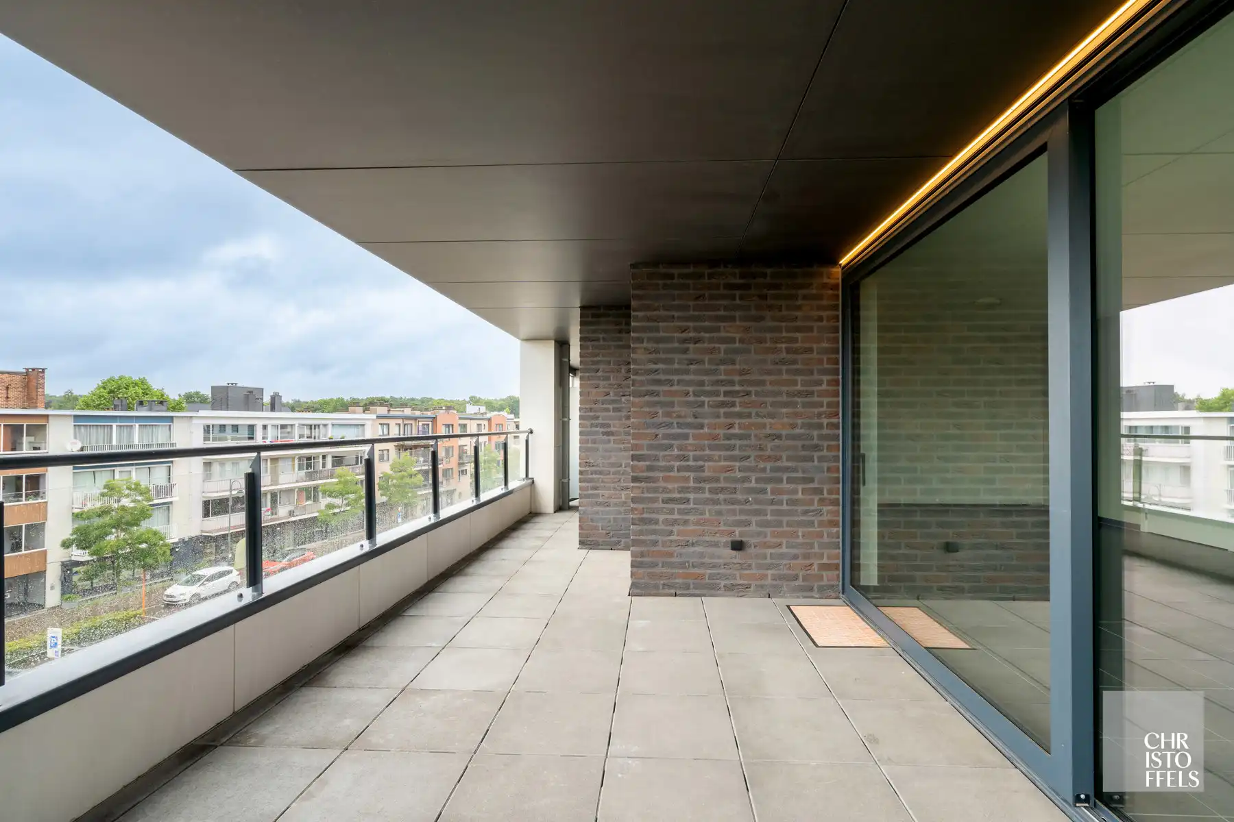 TE HUUR - 2-slaapkamerappartement (103m²) in het centrum van Zutendaal! foto 6