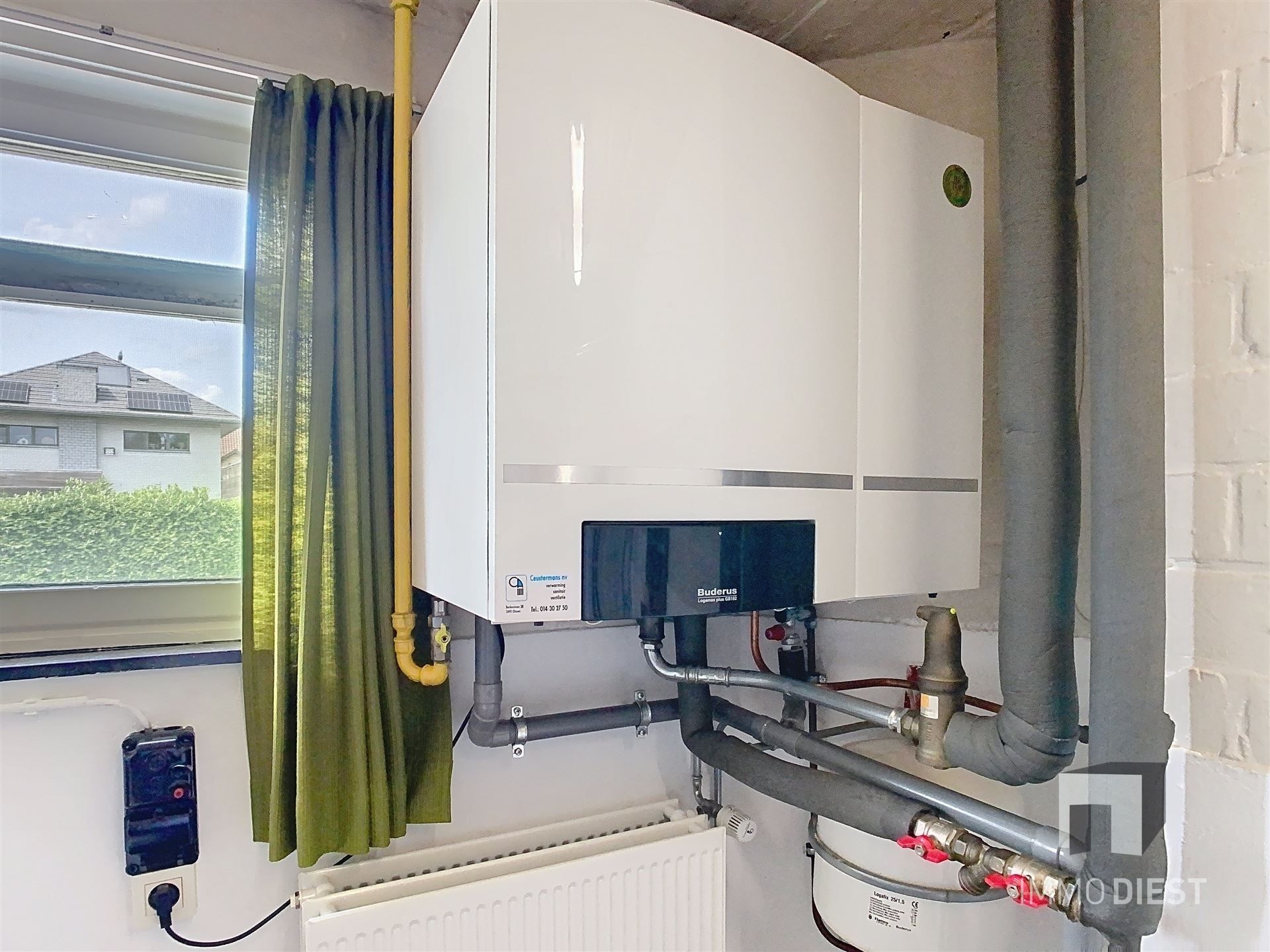 Charmante stevige woning met 3 slaapkamers en mooi tuintje foto 14