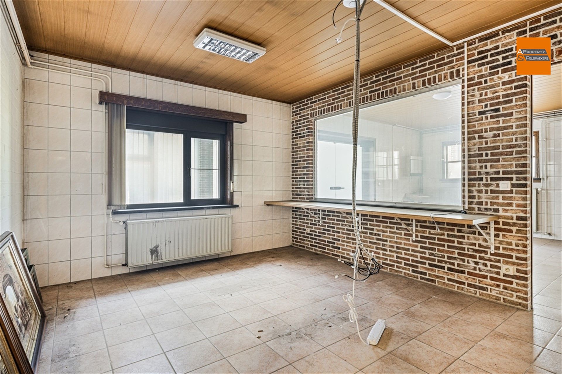 Ruime woning met potentieel in een rustige en groene omgeving foto 13