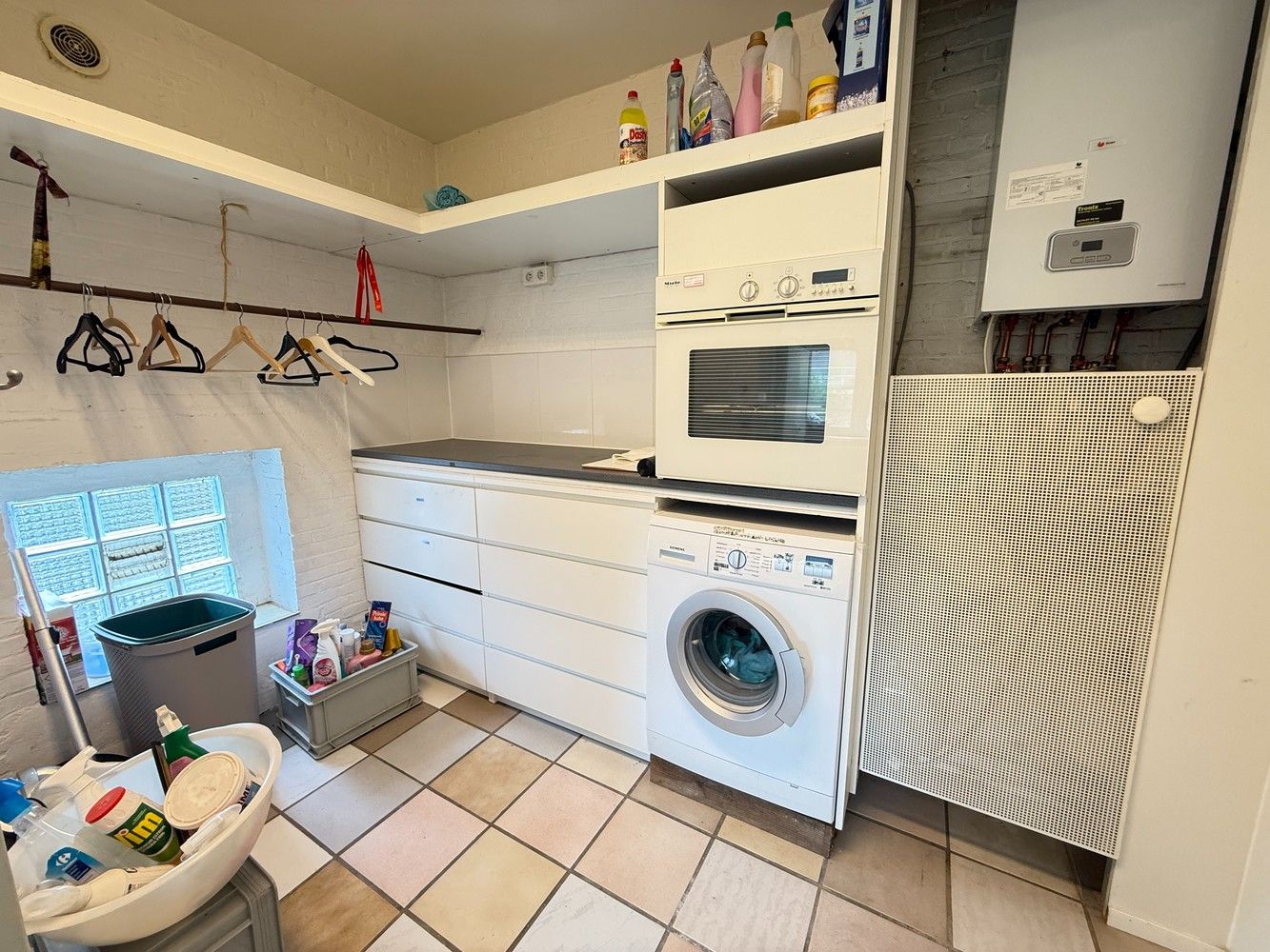 Woning met achterliggend magazijn op 15 are 29 ca. foto 10