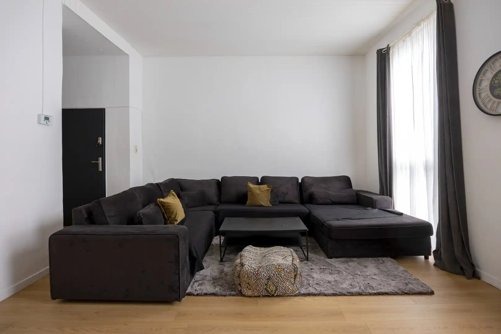 Instapklaar appartement met 2 slaapkamers foto 3