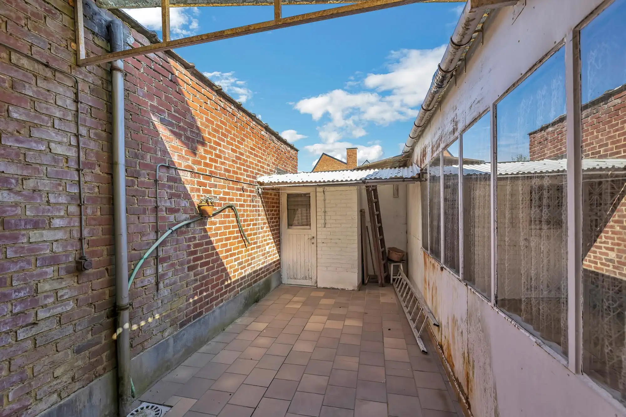 Renovatieproject met veel potentieel in Erpe-Mere foto 19