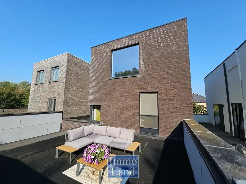 Zeer energiezuinige rustig gelegen woning, binnen de grote ring van Hasselt. foto 16