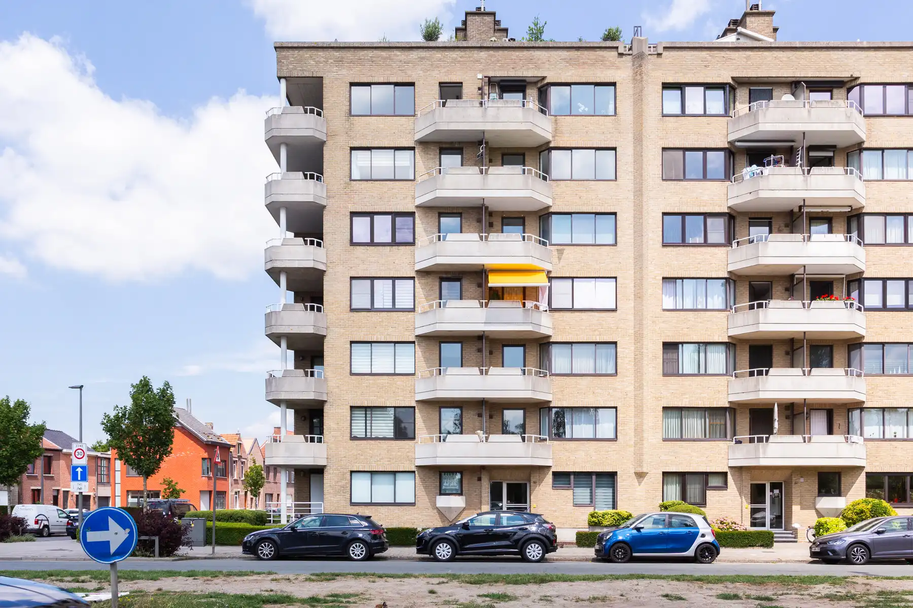 Ekeren - 1 slpk penthouse met riant terras. Sales - Rentback foto 2