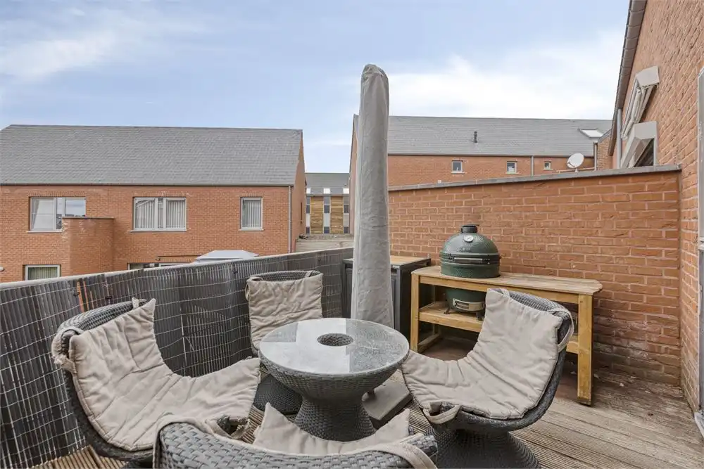 Bel-étage woning met 3 slaapkamers foto 9