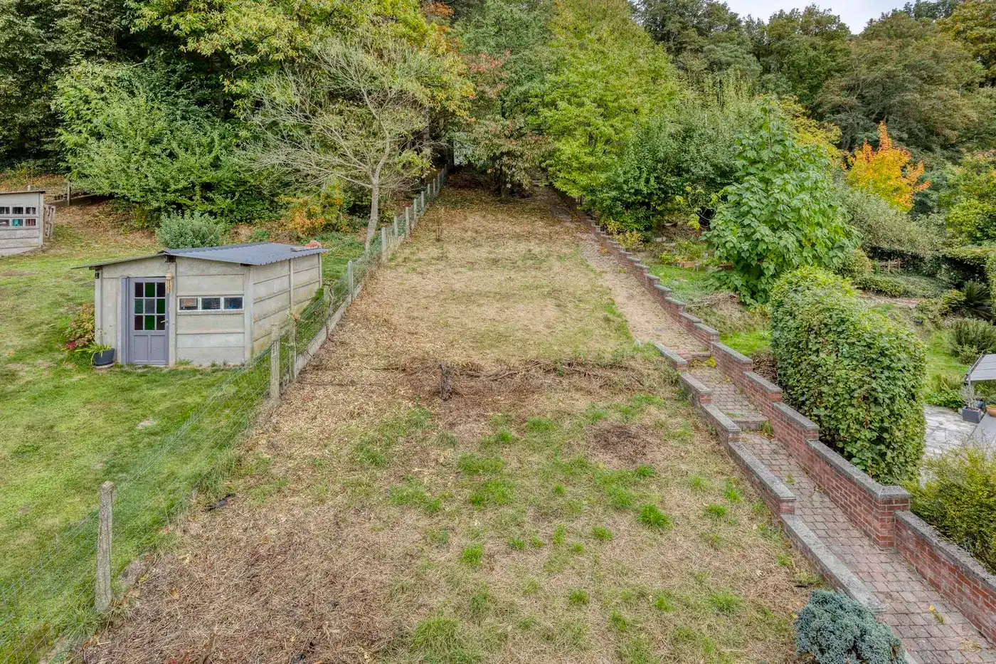 Karaktervolle gezinswoning met fijne tuin en bosje. foto 5