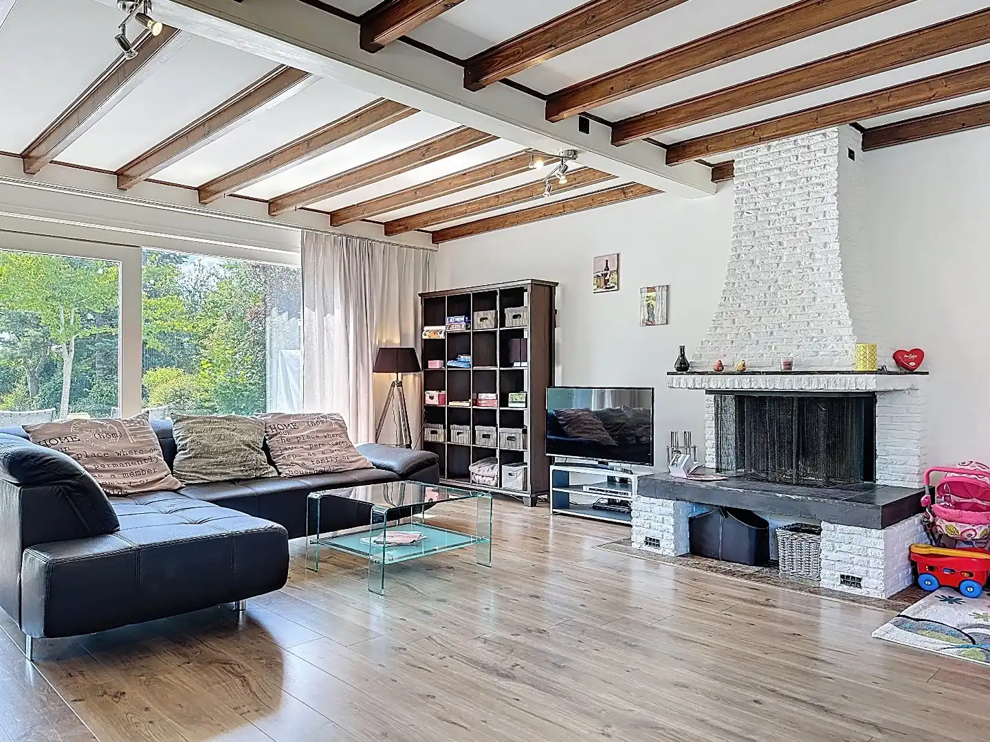 Verassend ruim vlak bij zee foto 4