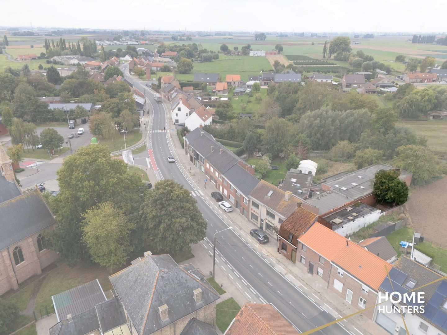 Te renoveren woning met 3 slaakamers en een zonnige tuin foto 4