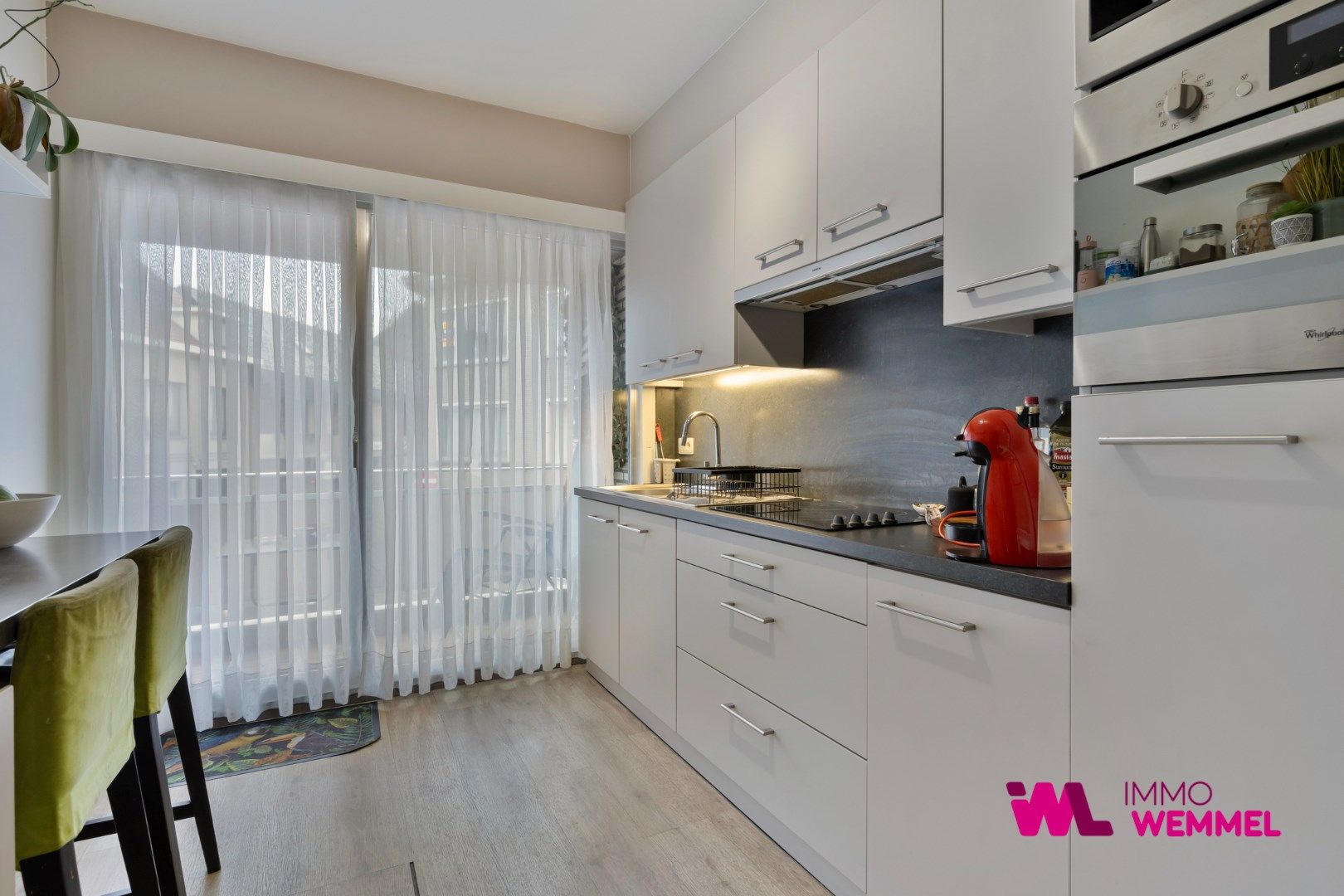 Appartement met 2 slaapkamers, kelder en garage foto 8