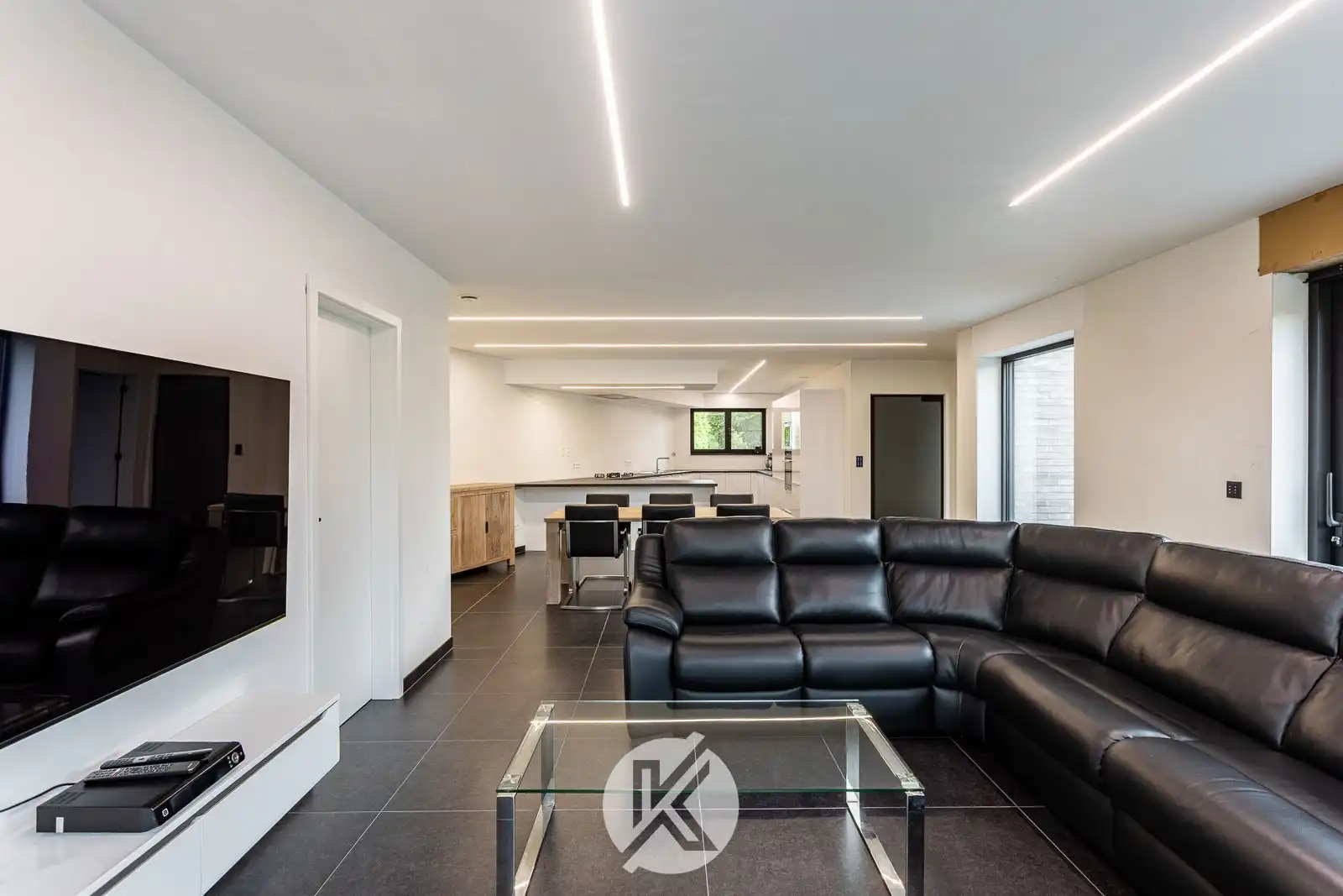Moderne nieuwbouwwoning met hoogwaardige afwerking foto 5