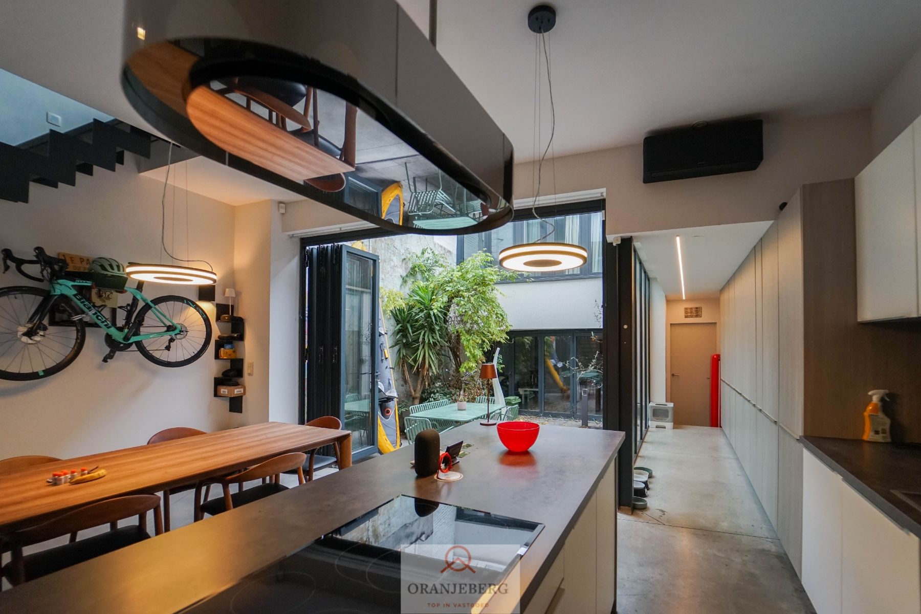 Stadsparel (264 m²) met binnentuin! foto 11