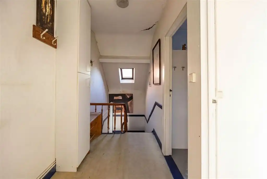 Te renoveren dorpswoning in doodlopende straat foto 10