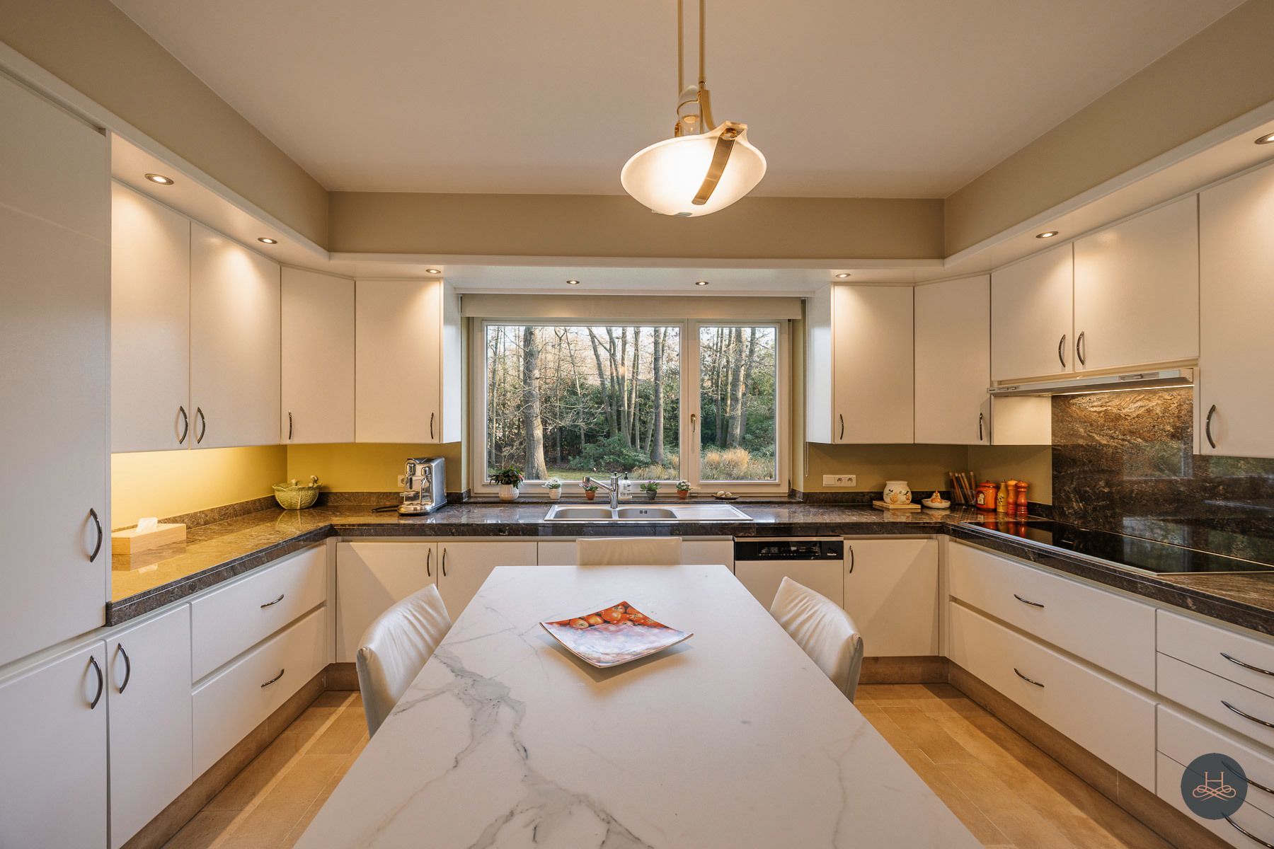 Luxueuze villa met parktuin foto 13