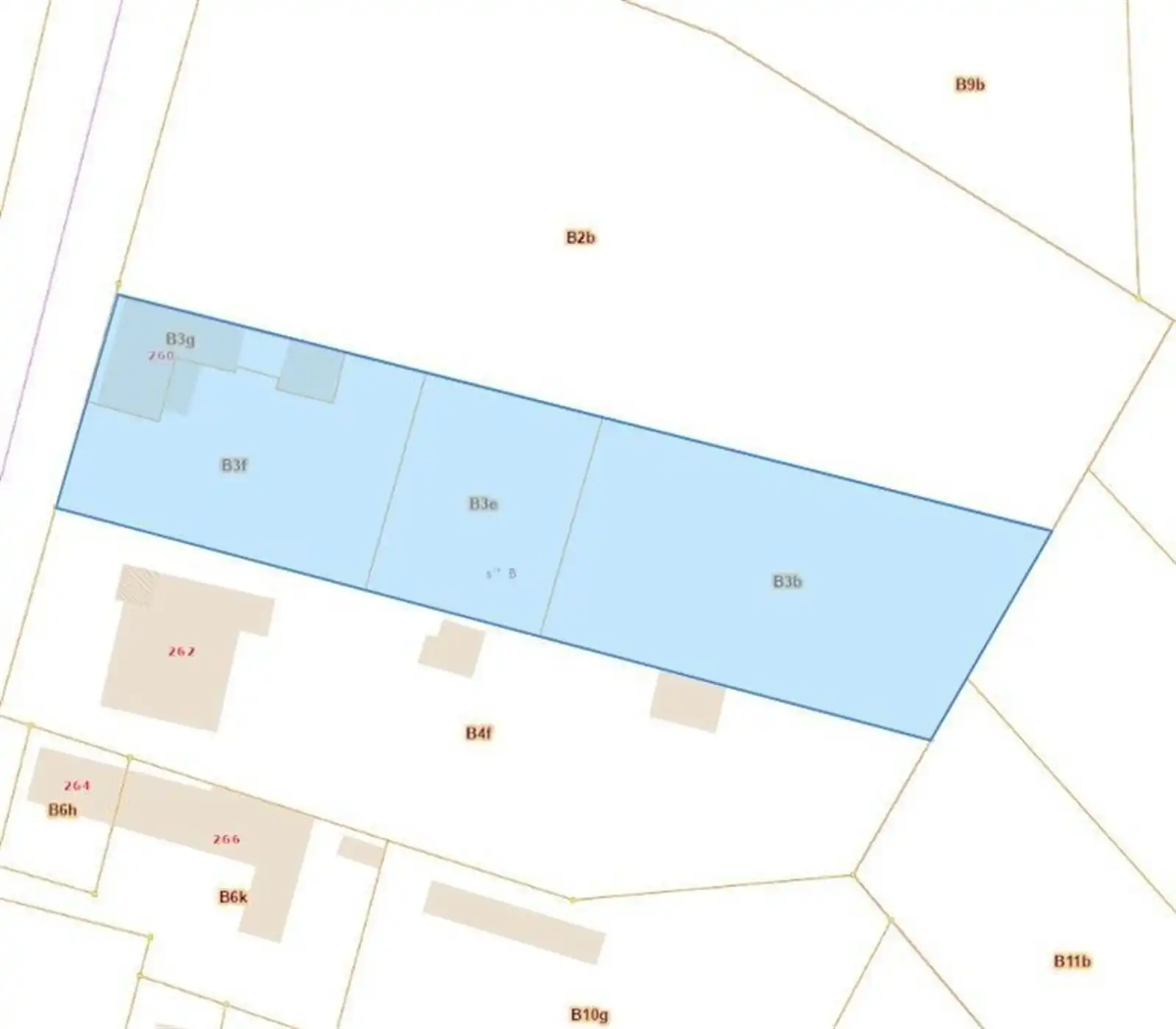 Op te frissen woning met grote tuin en weiden foto 14
