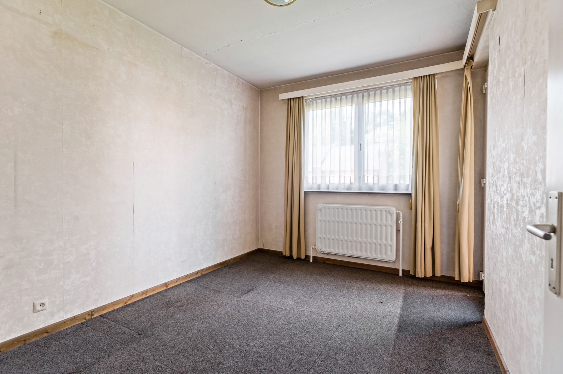 Unieke kans: appartement met tuin, garagebox en berging foto 9