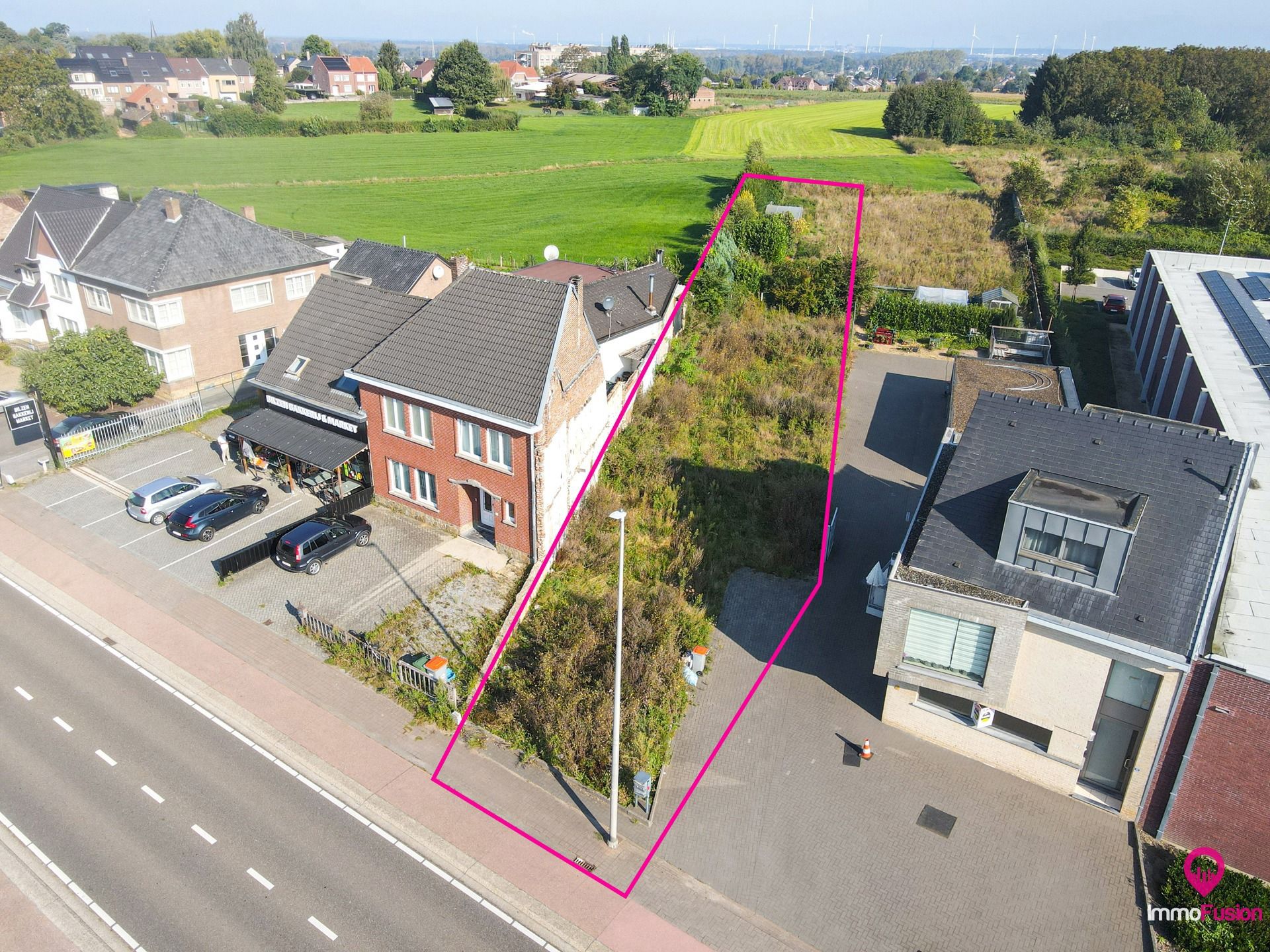 Vergunde projectgrond voor 3 Appartementen op Toplocatie! foto 4