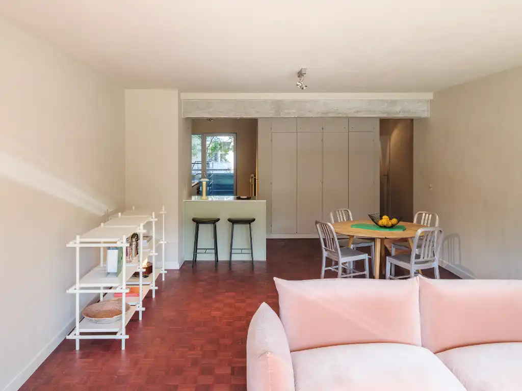 Stijlvol gerenoveerd appartement met twee slaapkamers en terrassen aan het Zuidpark foto 6