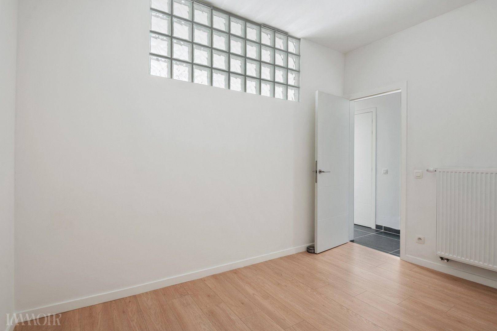Modern en ruim gelijkvloers appartement in Schoten. foto 16