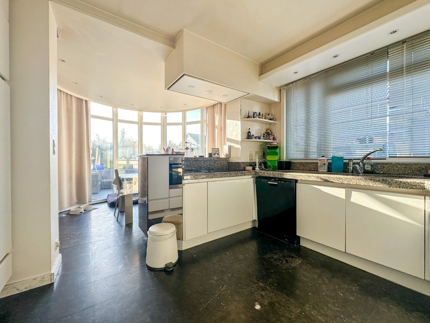Ruime woning met 3/4 slpk, carport en tuin met terras, Zedelgem foto 12