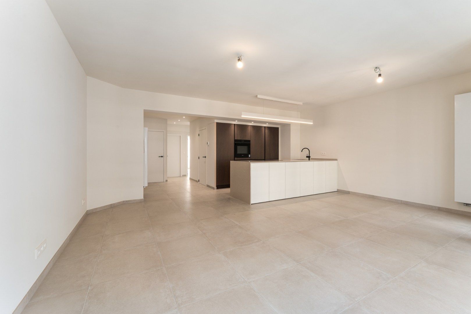 SCHITTEREND VERNIEUWD 2 SLPK APP MET ZIJDELINGS ZICHT OP ZEE foto 6