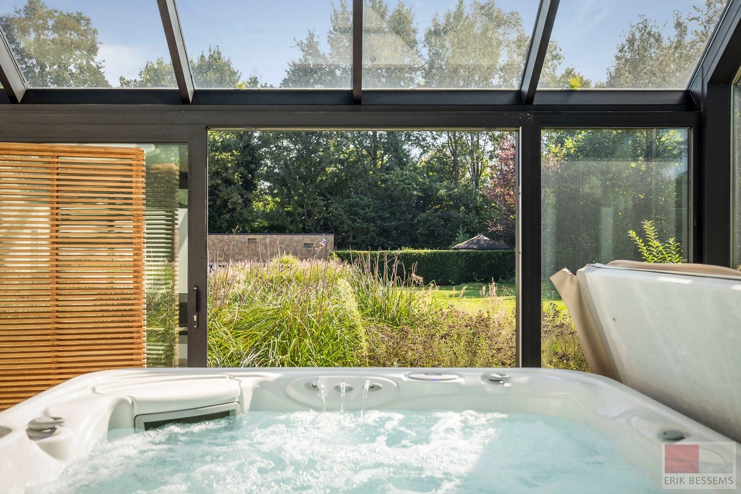 Exclusieve, luxueuze villa op toplocatie nabij Maastricht en de Euregio. foto 64