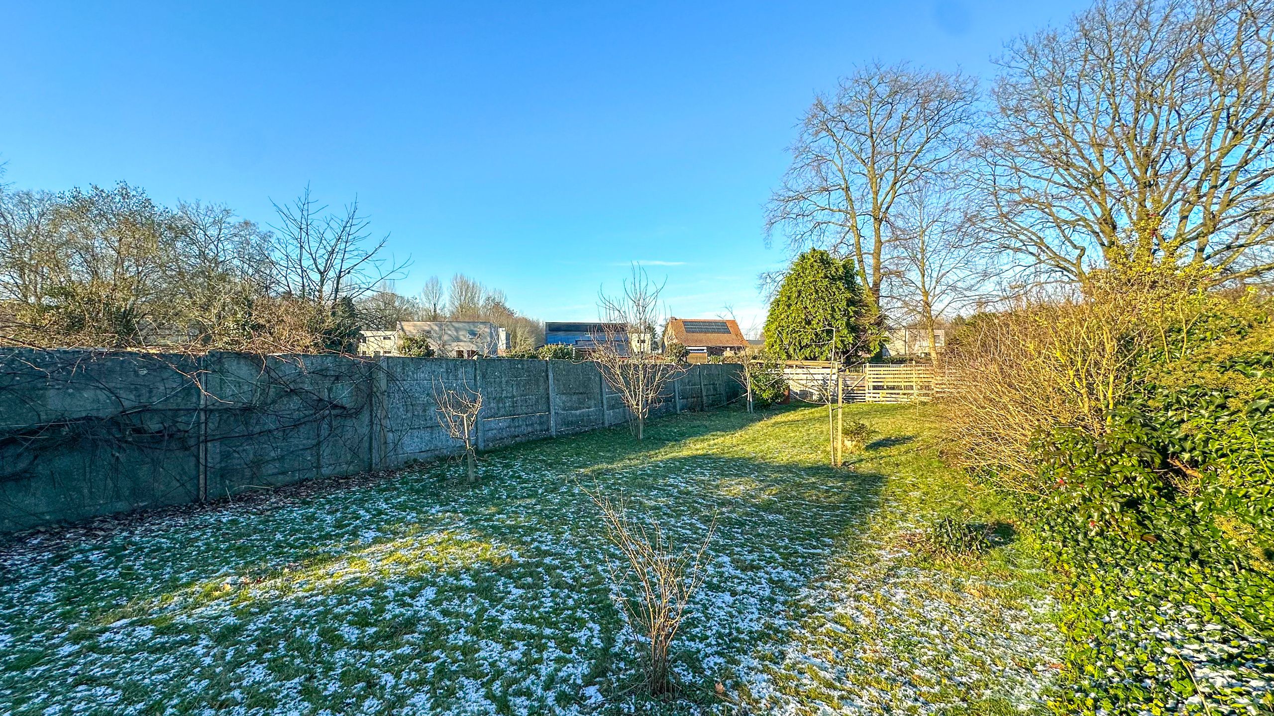 Half open gezinswoning, centraal gelegen, met 3 slaapkamers! foto 29