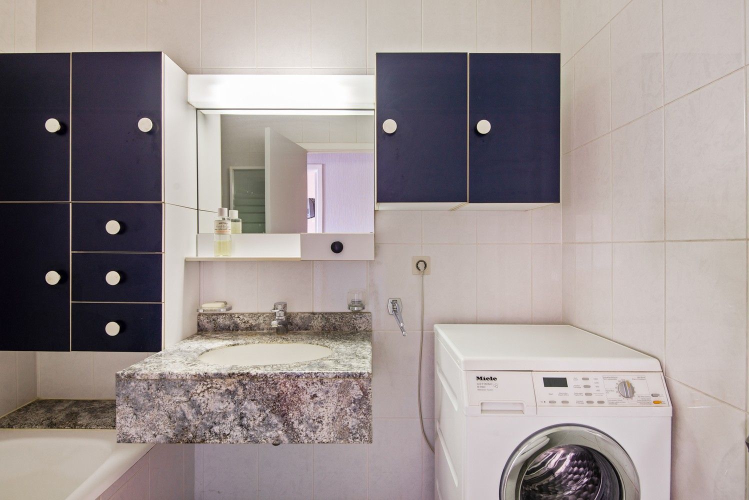 Zeer ruime vrijstaande woning met 3 slaapkamers en uitbreidingspotentieel in Kontich foto 19