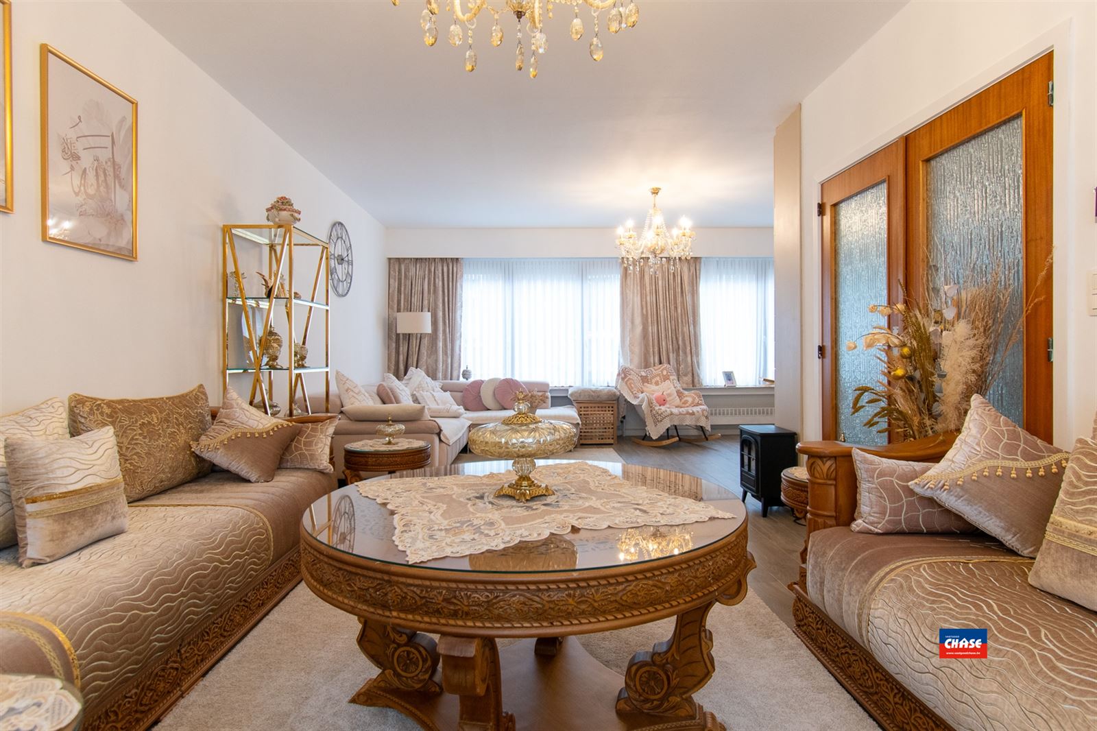 Bel-étage woning met 4 slaapkamers, 2 garages en EPC-C foto 4