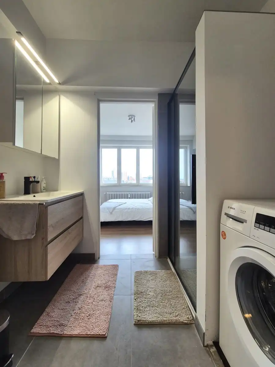 Gerenoveerd app. met panoramisch uitzicht én rustige ligging foto 9