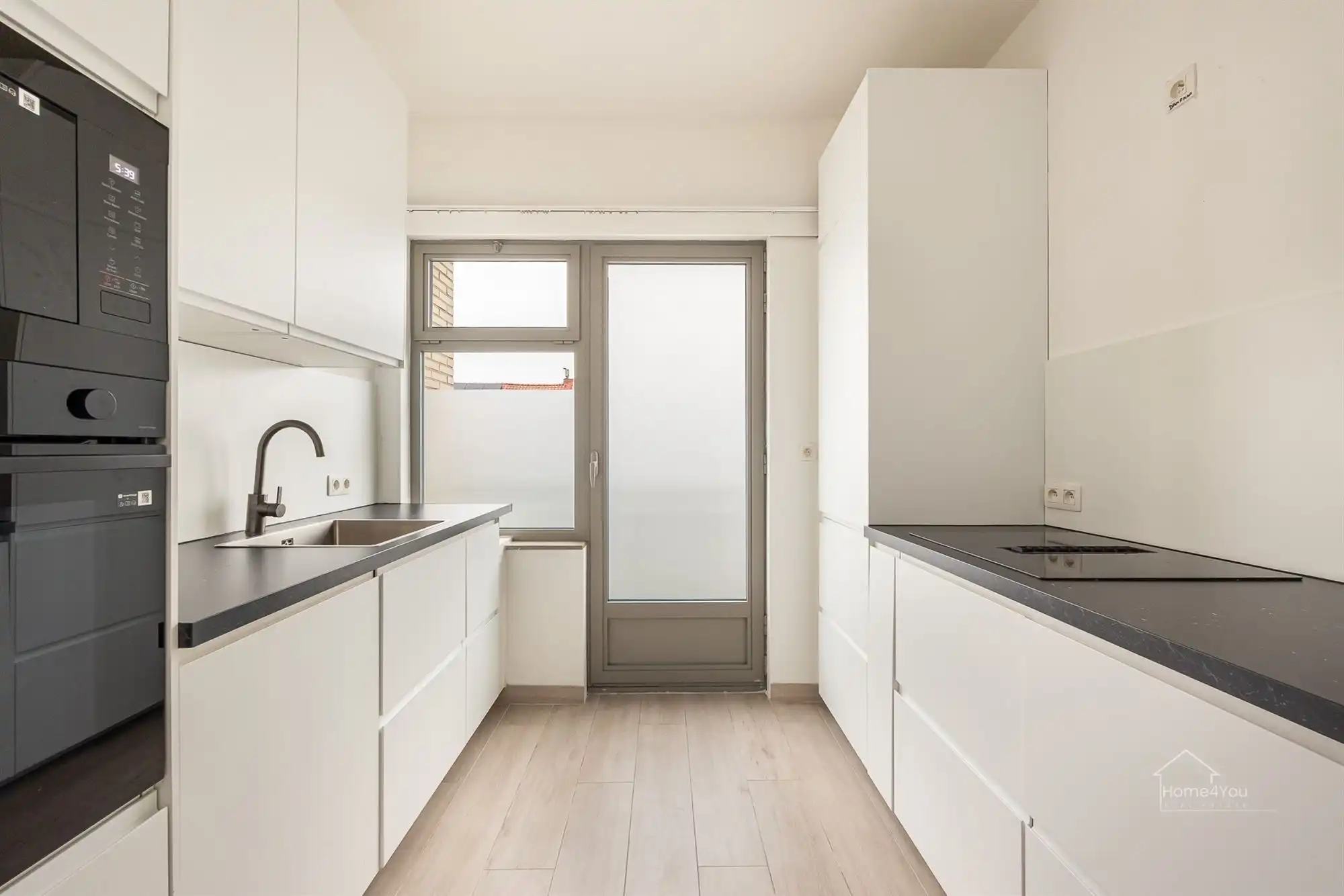 Instapklaar Appartement B Label + Garage foto 4