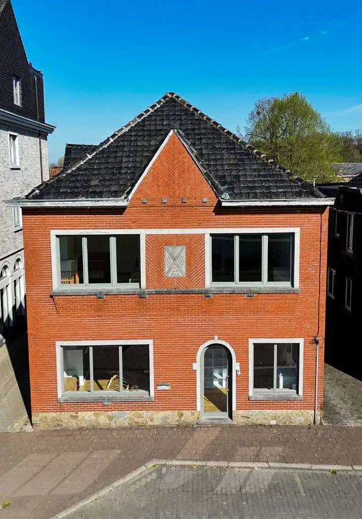 Karaktervolle Gezinswoning met Potentieel in Centrum Herzele! foto 17