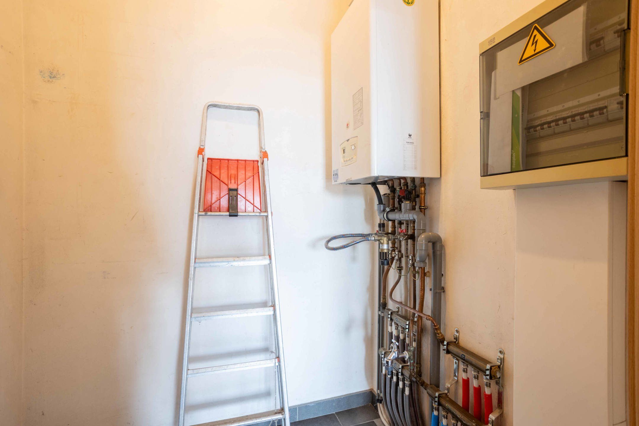 Rustig gelegen, gelijkvloers appartement met terras. foto 14