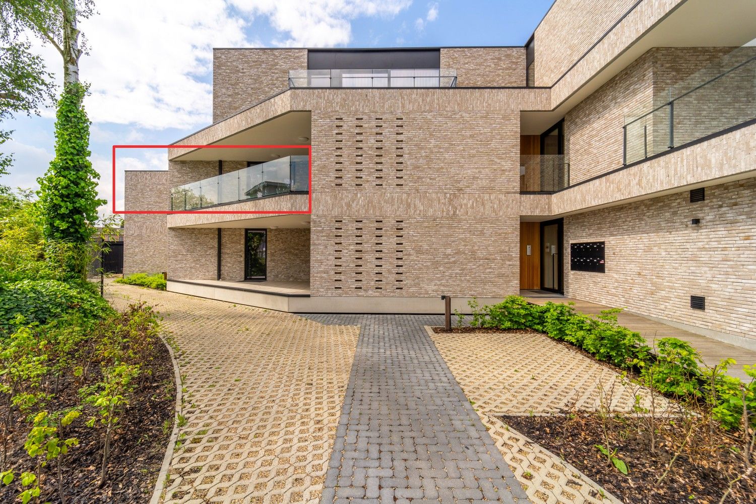 TE HUUR: volledig uitgerust appartement in Beverst foto 2