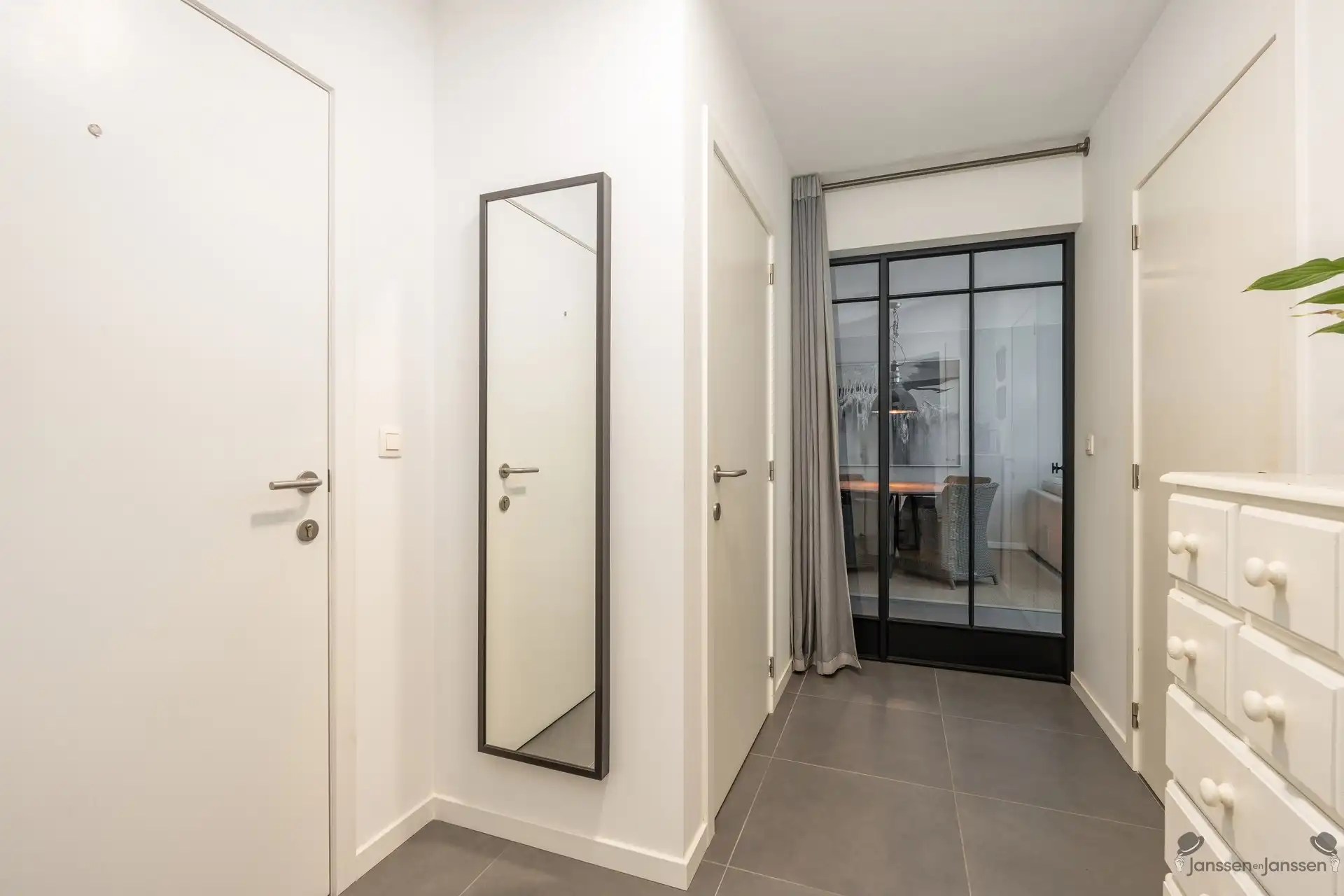 Ruim en energiezuinig gelijkvloers appartement (101 m²) met garage op toplocatie in Schilde foto 8