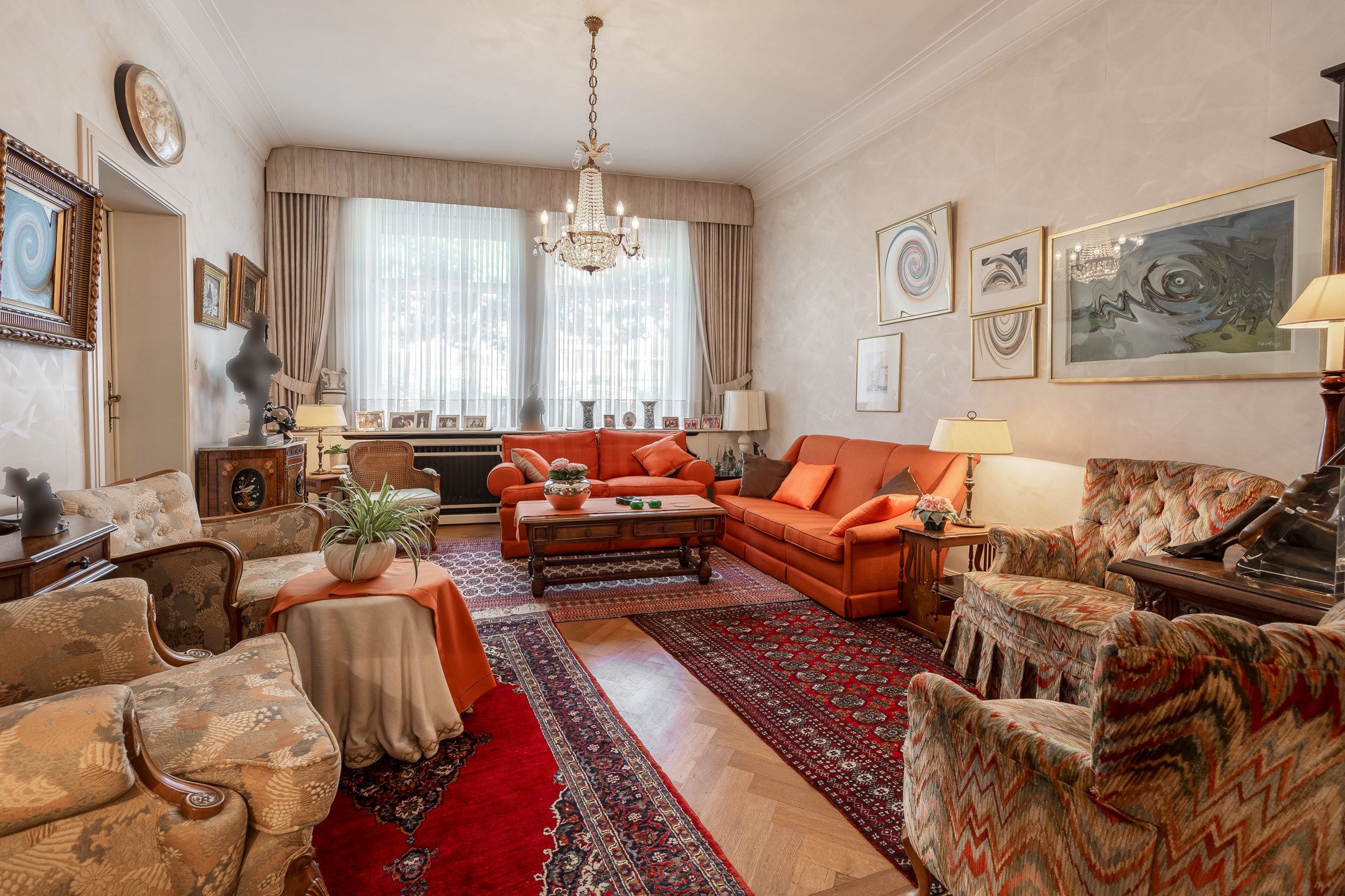 Karaktervolle woning met grote tuin en zwembad in hartje Lier foto 5
