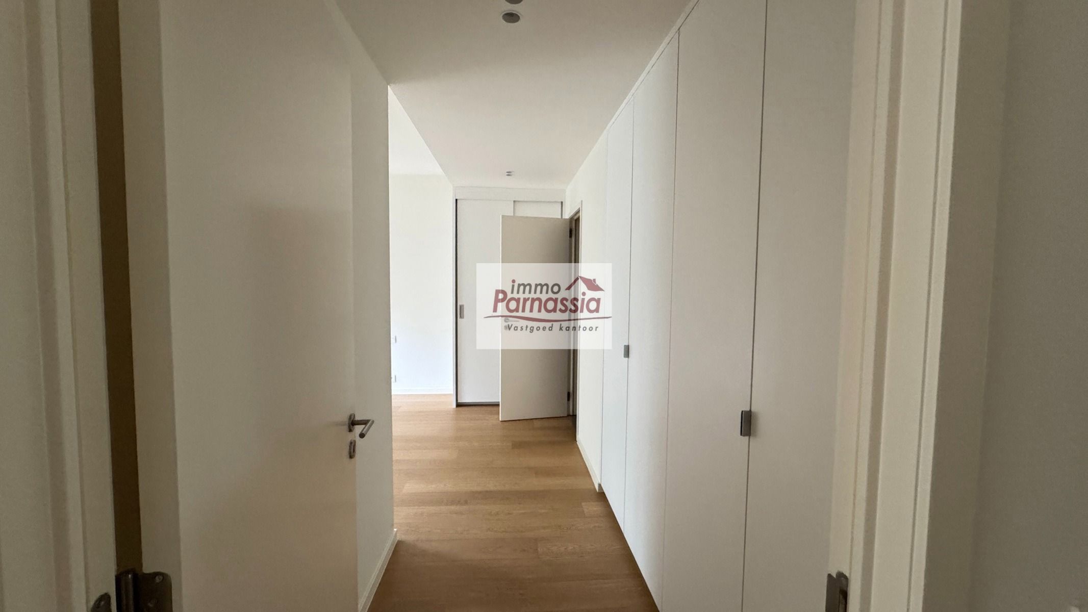 Prachtig en standingvol appartement, residentieel gelegen foto 24