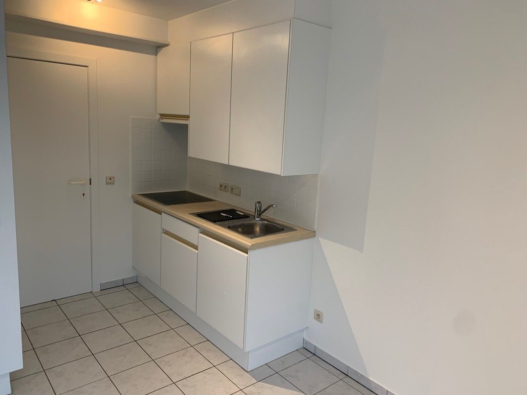 studio met slaaphoek in centrum koksijde foto 6