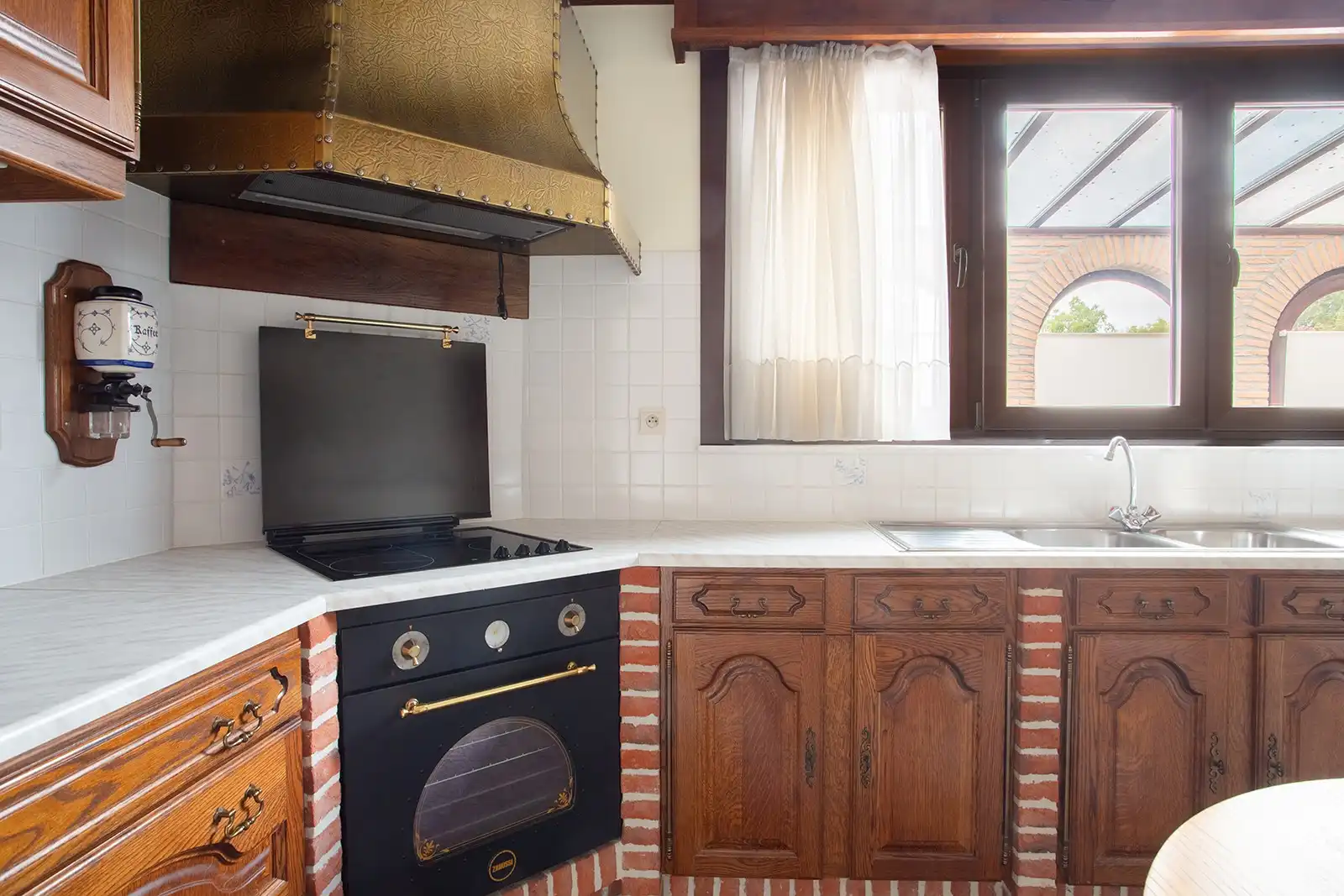 Karaktervol huis in een residentiële wijk foto 7